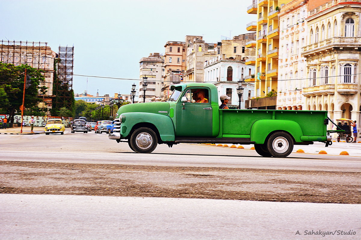 Зеленый грузовик - Arman S