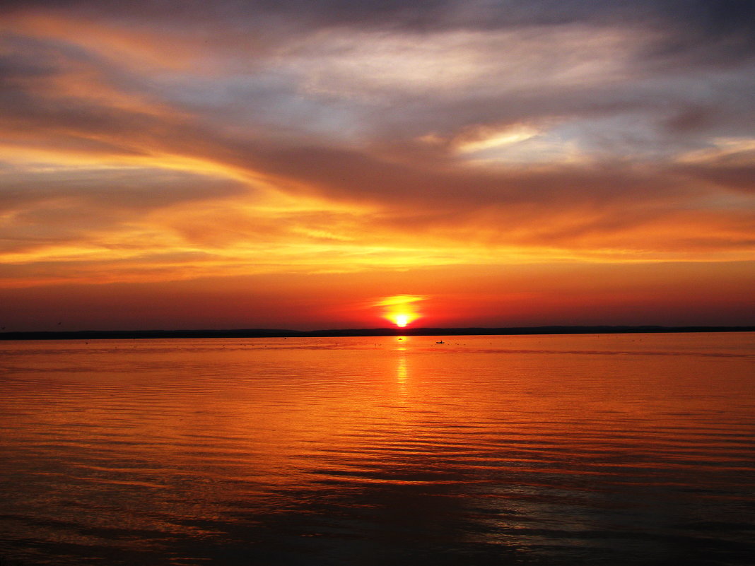 Закат на берегу озера - Наталья 