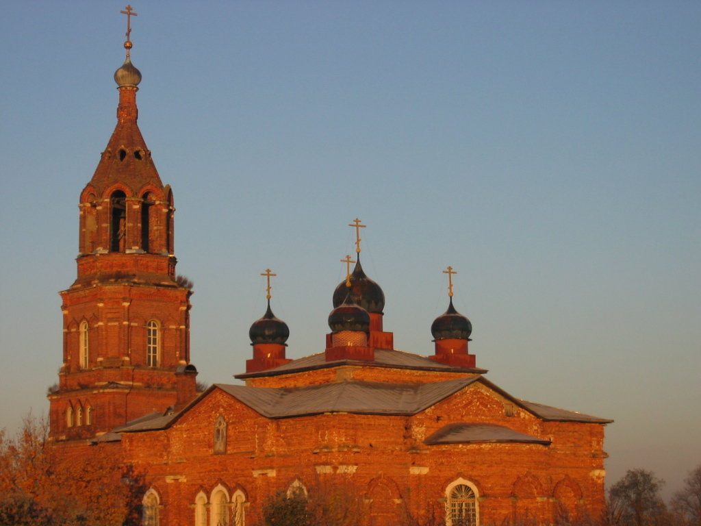 церковь вечером - Геннадий Репьевский