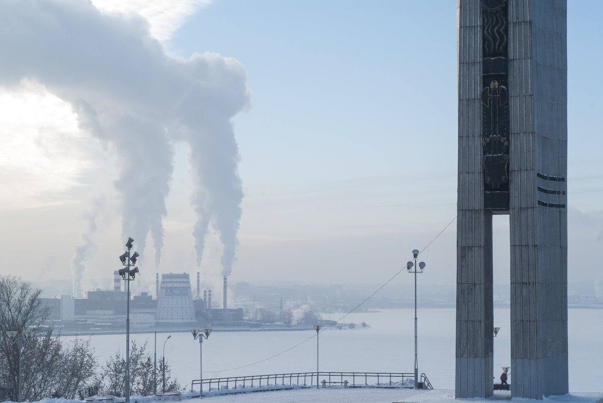 Монумент дружбы народов - Евгений Торохов