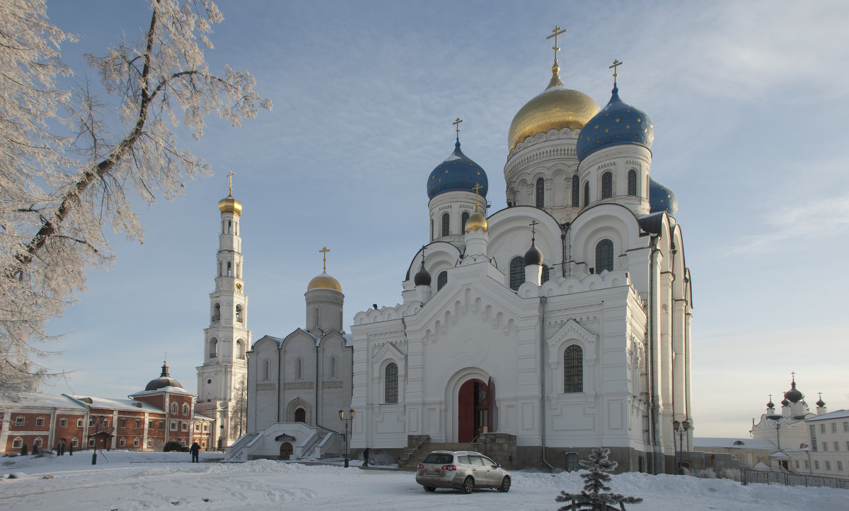Главные храмы и колокольня Николо-Угрешского монастыря - Николай 