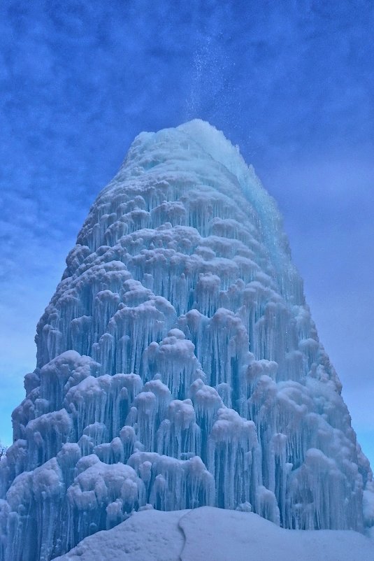 Замерзший фонтан - Сергей Комков