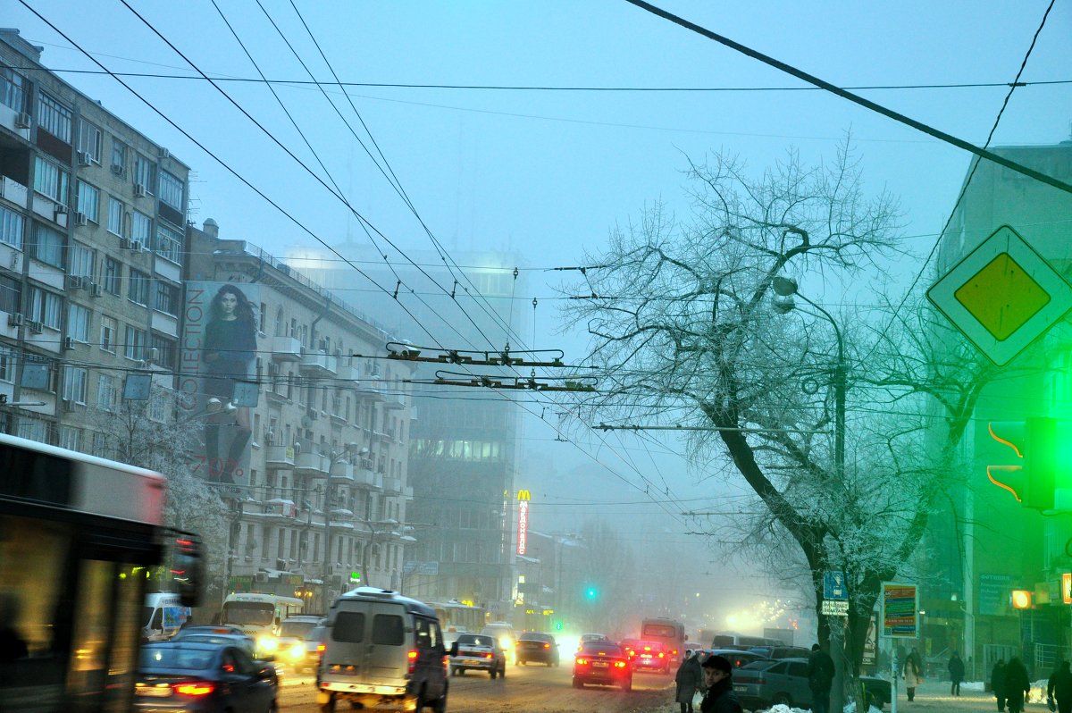 Туман в городе с утра - Алексей Кучерюк