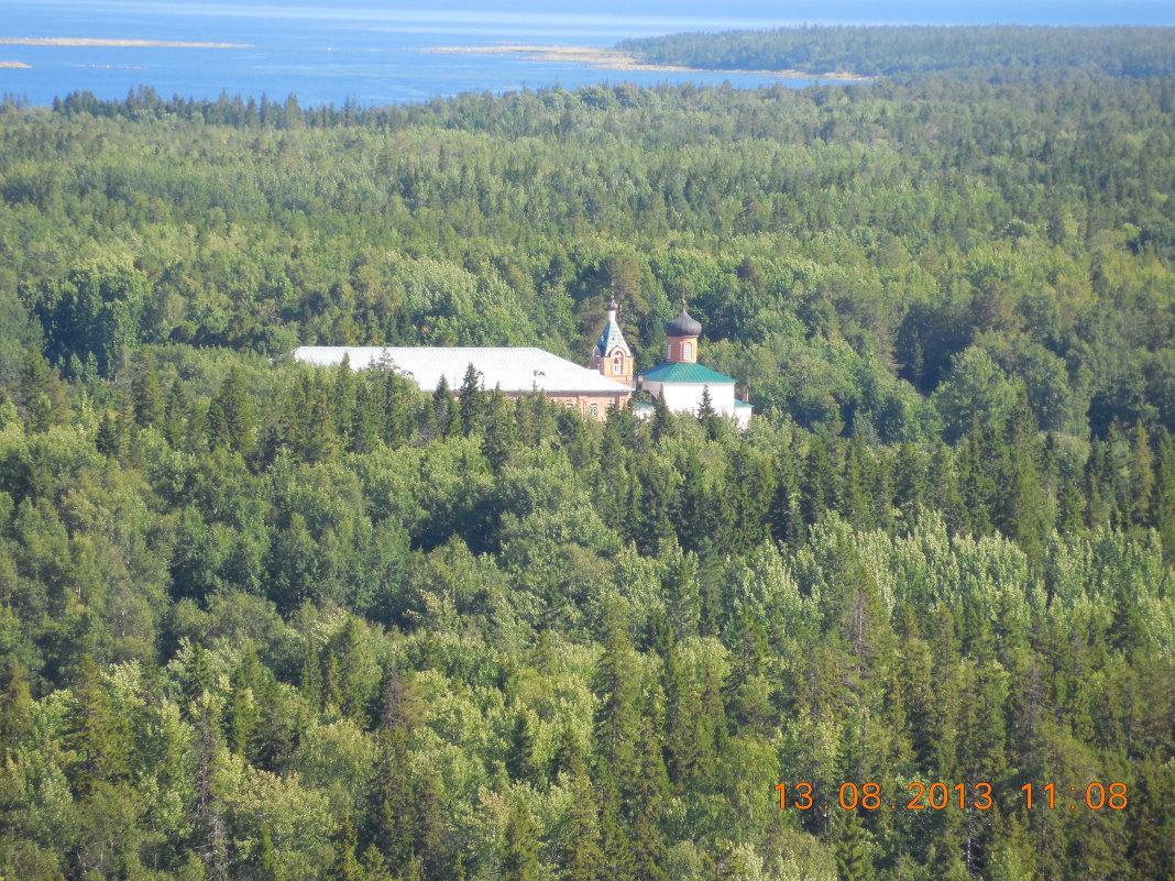 Один из скитов на Соловецких островах .2013г. - Мила 