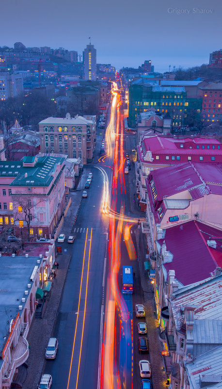 Центральная улица г. Владивосток. Вид с Золотого Моста - Григорий Шаров