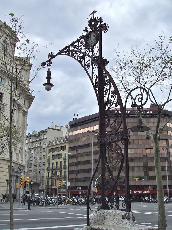 Barcelona- Gaudi - france6072 Владимир