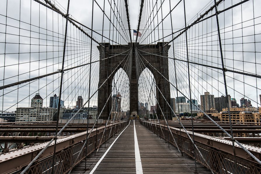 Brooklyn Bridge - Mike Kolesnikov