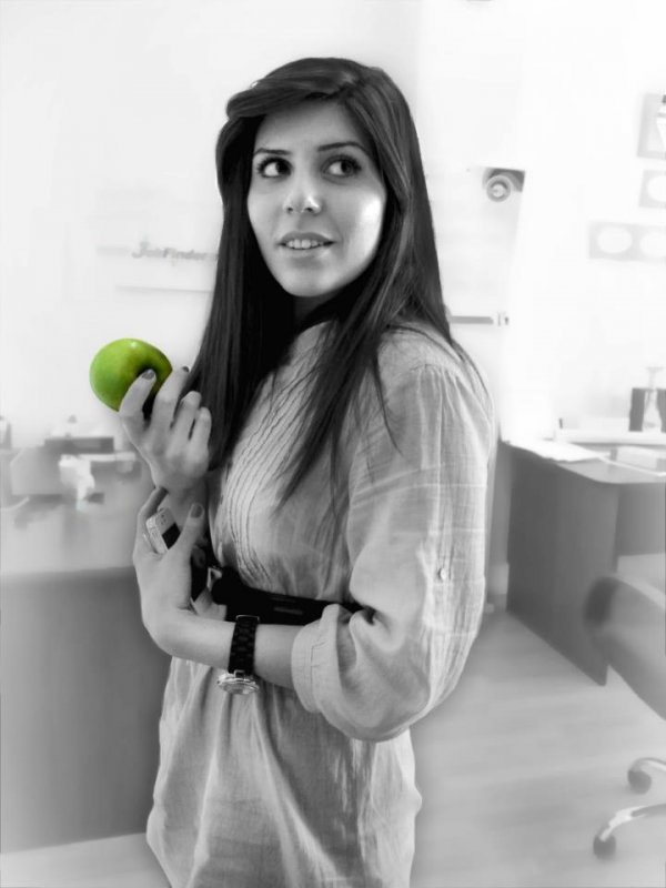 Girl with an apple. - lilit Avagyan