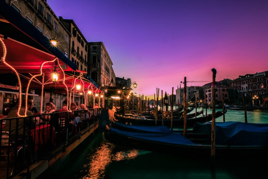 Venice at dusk - Eva Langue