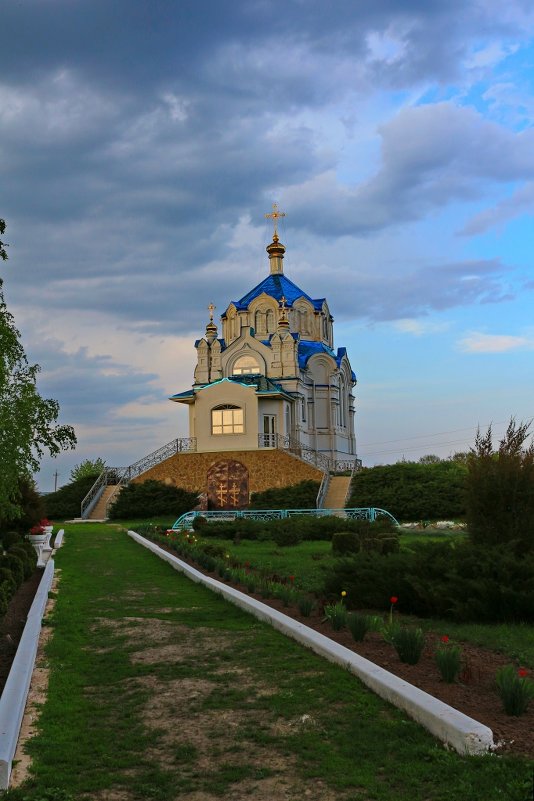 Скит - Андрей Белозор