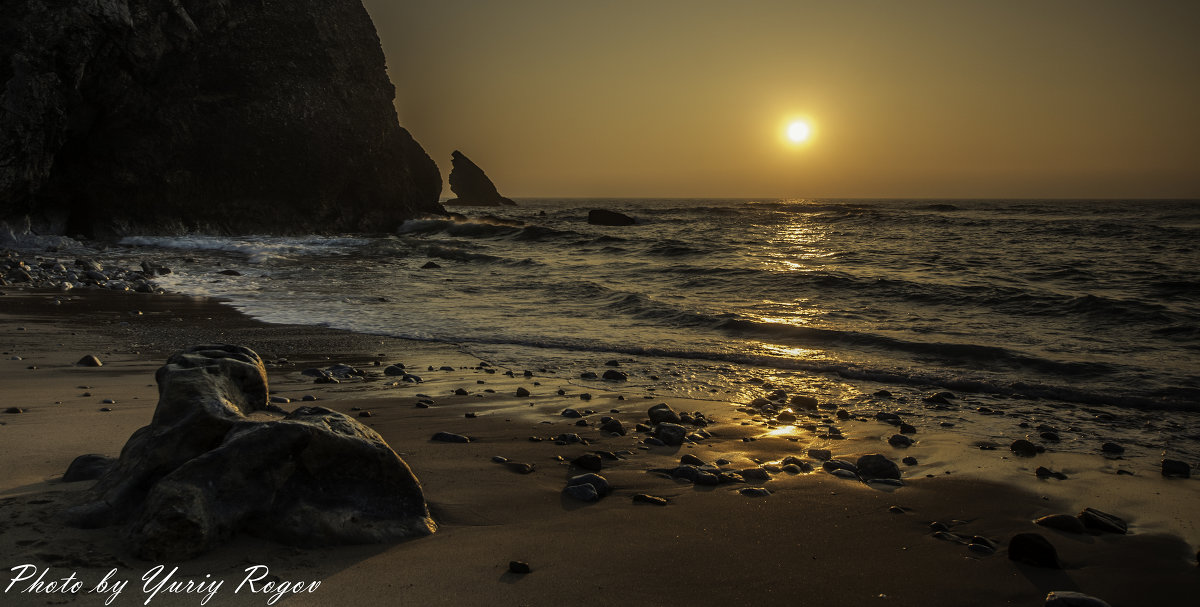 Sunset Adraga Beach. Portugal - Yuriy Rogov