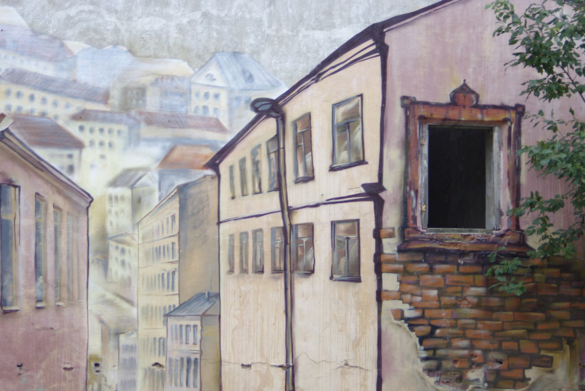 Графити на стене разрушенного дома.Выборг. - Валерий Стогов
