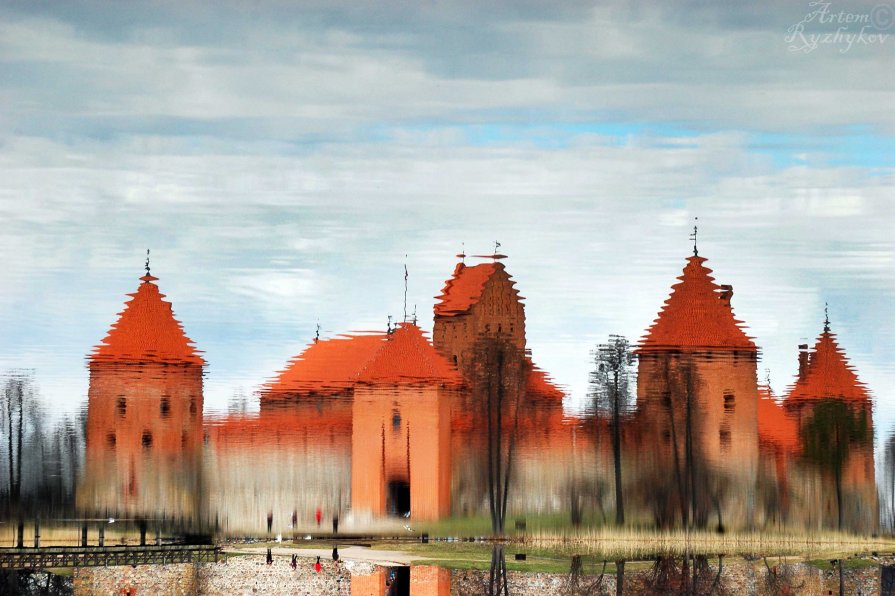 Trakai Island Castle, Lithuania. - Artem Ryzhykov