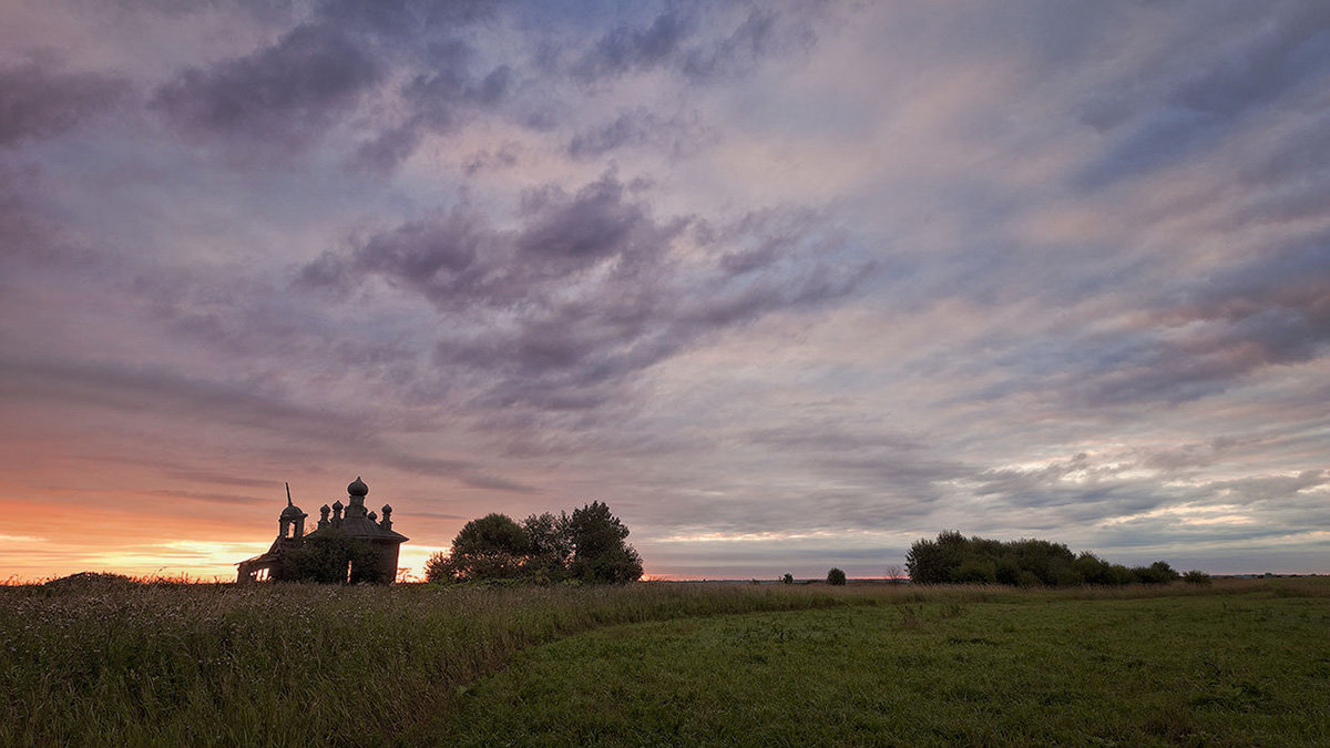 Уж небо осенью дышало... © - Александр Никитинский