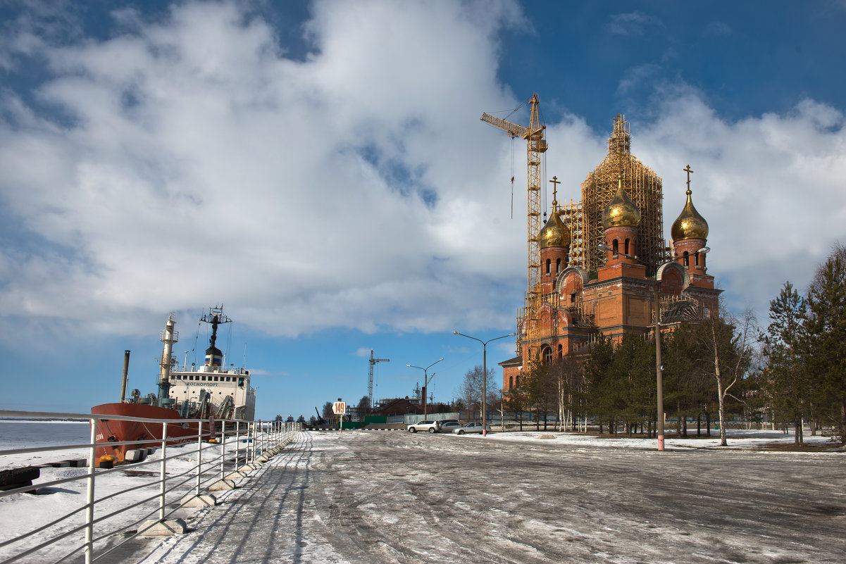 Строительство храма на берегу реки Северная Двина - Алёна Михеева