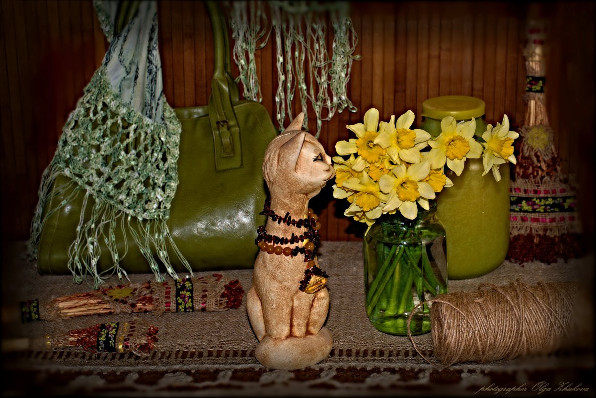 кот и цветы - Olga Zhukova