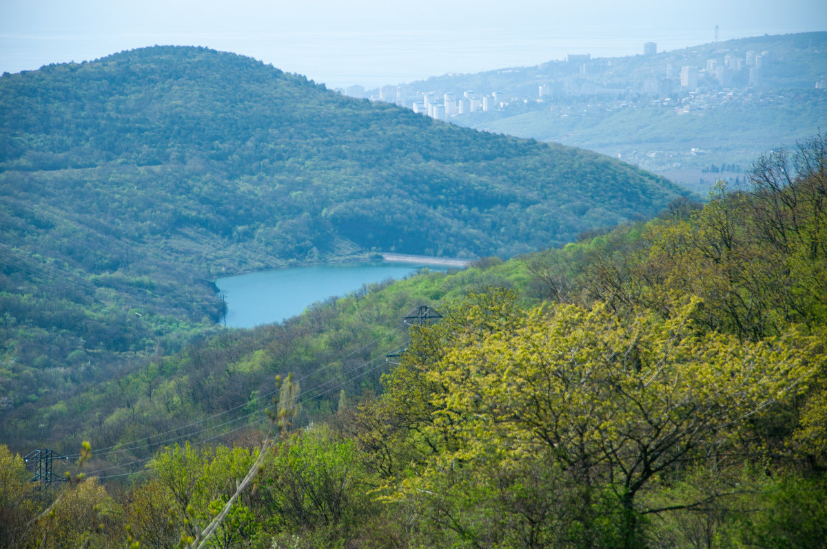 Вид на озеро с Демерджи - Солнечная Лисичка =Дашка Скугарева