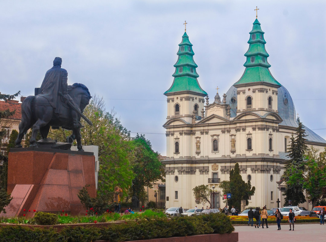 Архікатедральний Собор м. Тернопіль - Рома фото Сучинський