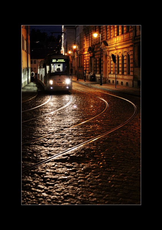 Ночной трамвай - Виталий Волкоморов