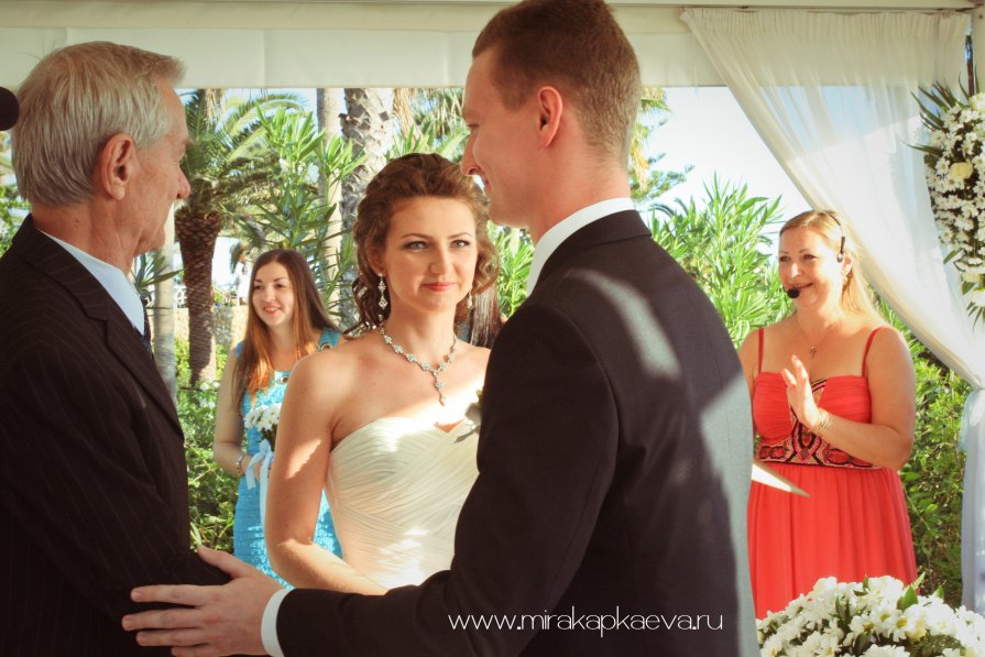 dream wedding in Cyprus - Mira Kapkaeva