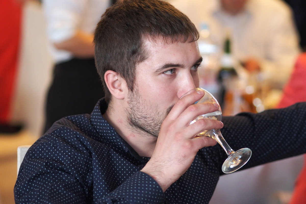 Несколько глотков вина - Сергей Михальченко