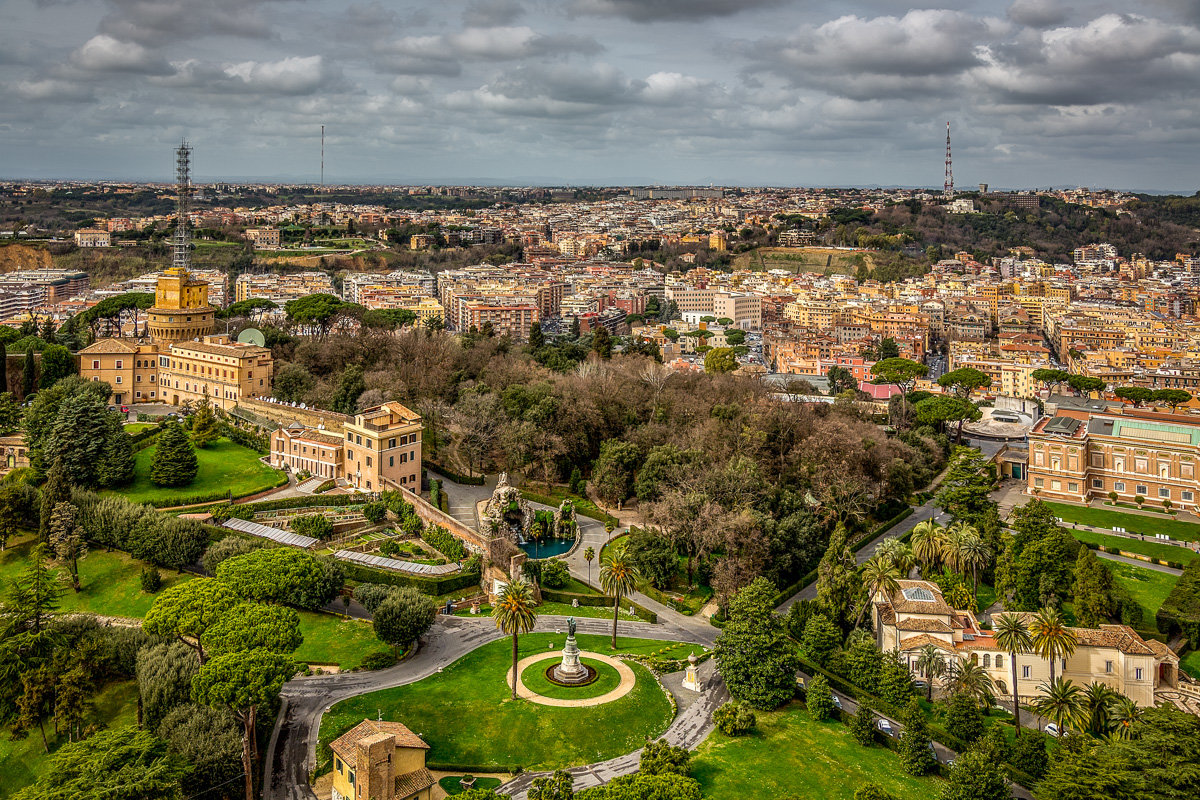 Vatican - Gregory Regelman