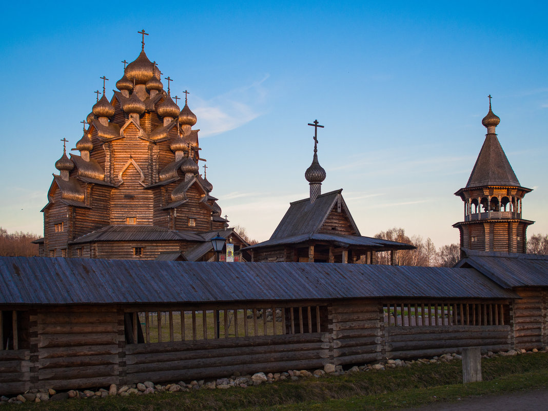 Покровская церковь в Санкт-Петербурге. - Юрий Никитин