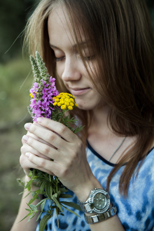 flowergirl - LOU HAB