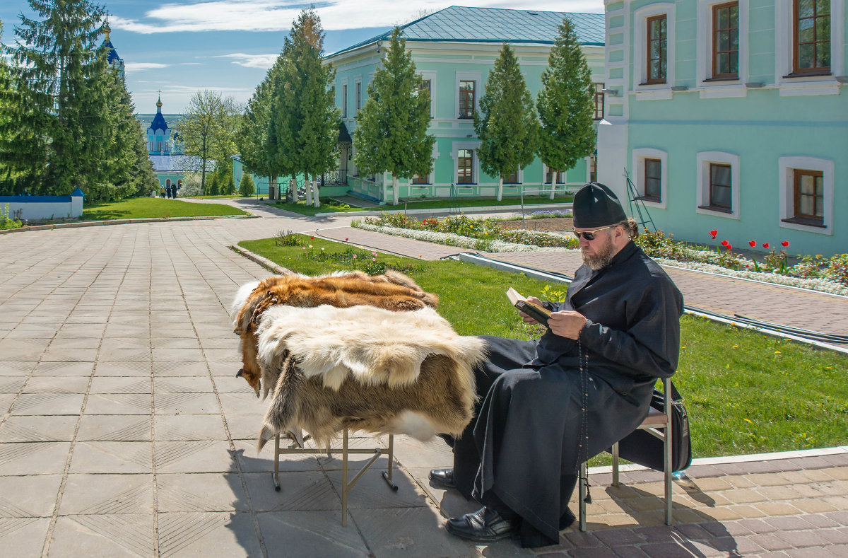 У попа была собака, он её любил... - Вадим Нечаев