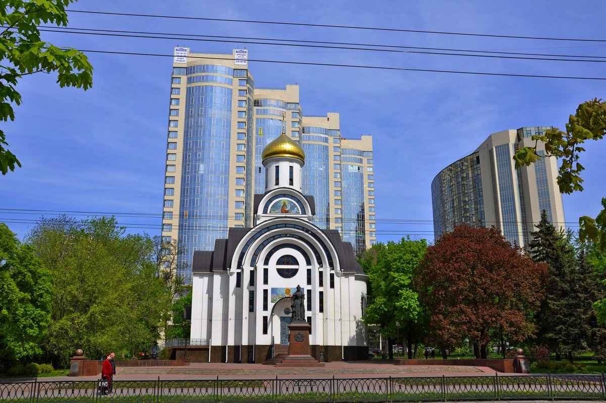 Новый многофункциональный комплекс в центре города - Алексей Кучерюк