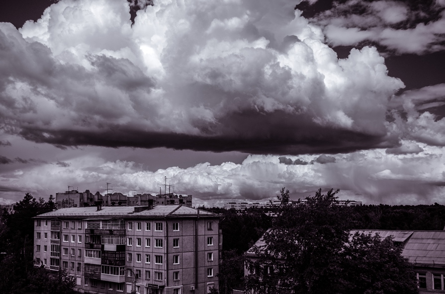 Облака над городом - Дмитрий Долгих