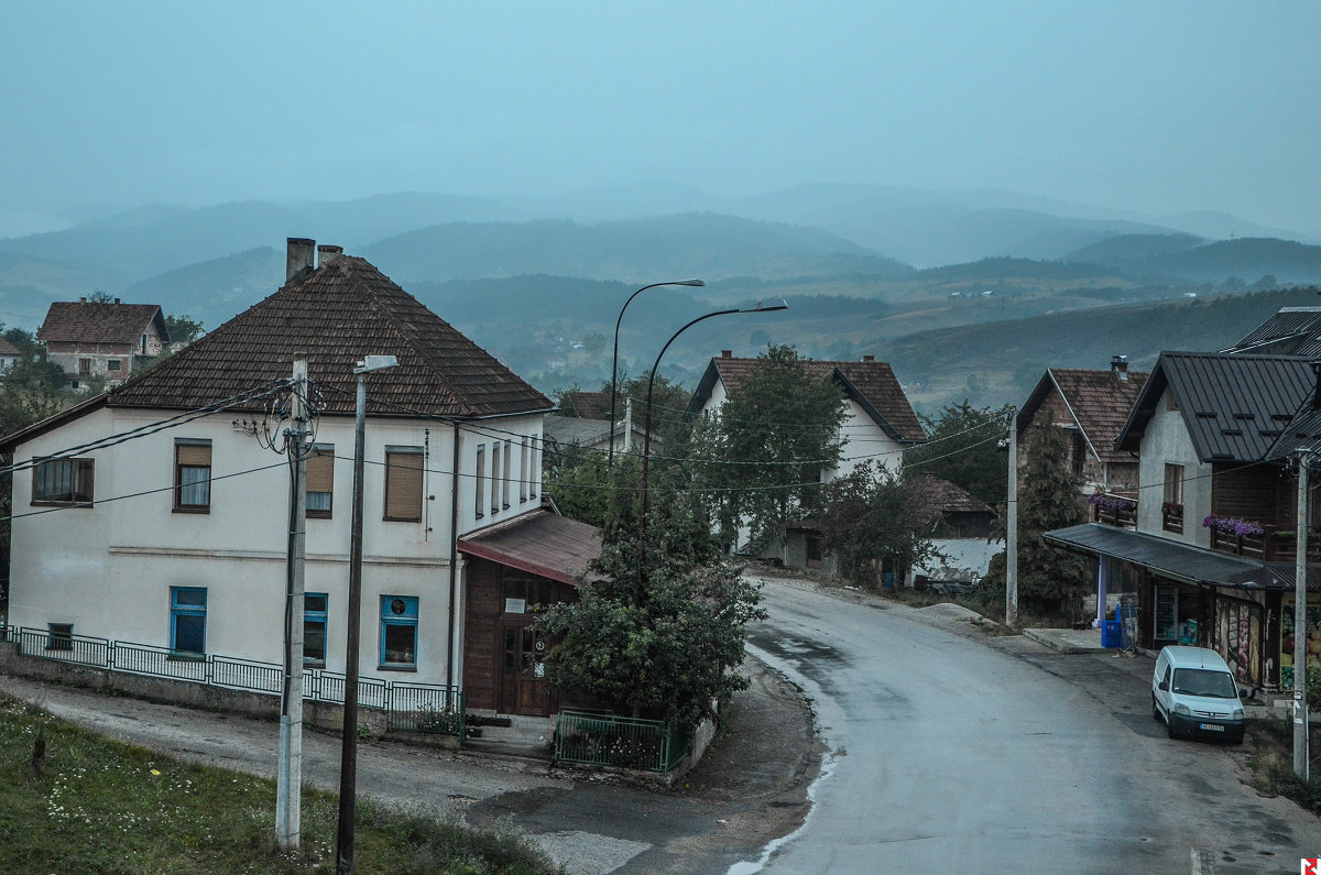 Раніца недзе ў Сербіі - Зьміцер Невяроўскі