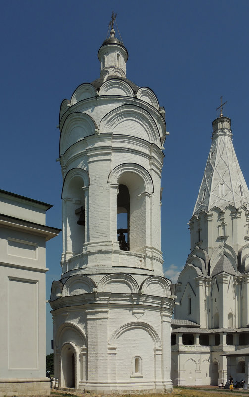 Колокольня. Церковь Георгия Победоносца в Коломенском - Александр Качалин