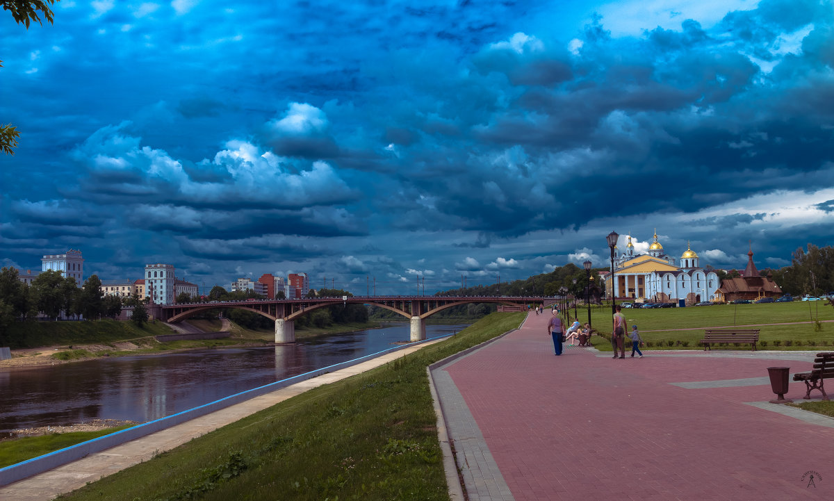 Витебск. Кировский мост через реку Зап. Двина - Артем Скирмаков