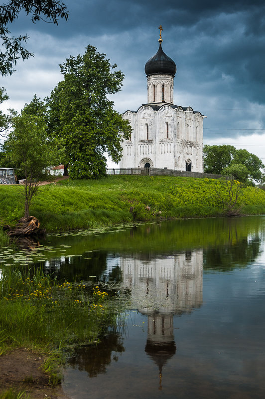 *** - Олег Карабаш