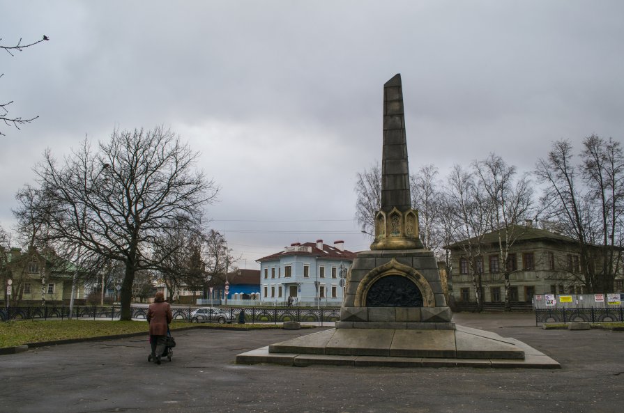 памятник 800-летия Вологды - Натали Зимина