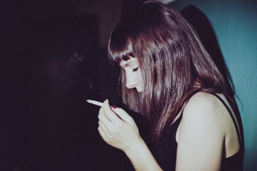 Smoking Kate Frost - Andrey Dostovalov