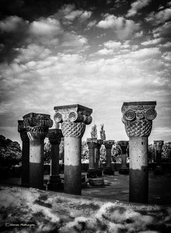 Руины храма Звартноц - Nerses Matinyan