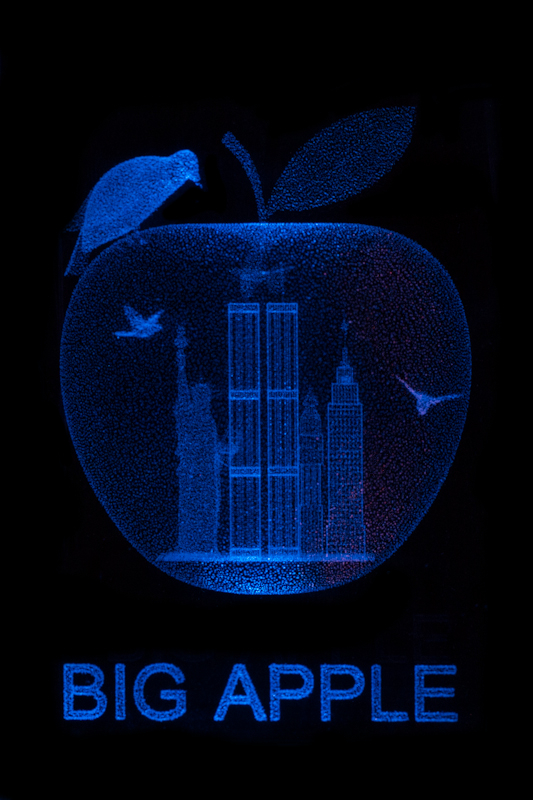 New York is a Big Apple! - nastic87 M