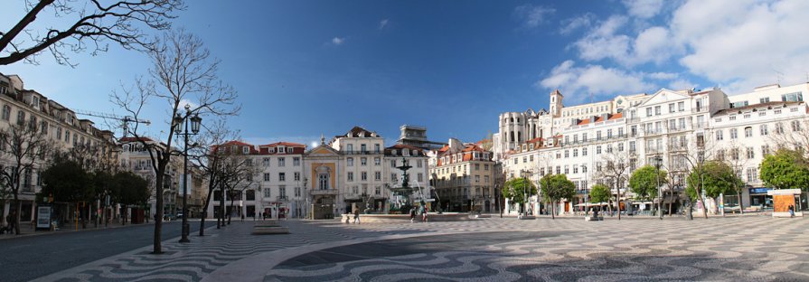 Площадь Россиу в Лиссабоне - Larisa Ulanova
