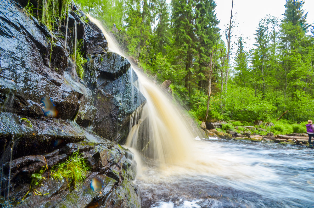 Водопады Ахвенкоски Карелия осень