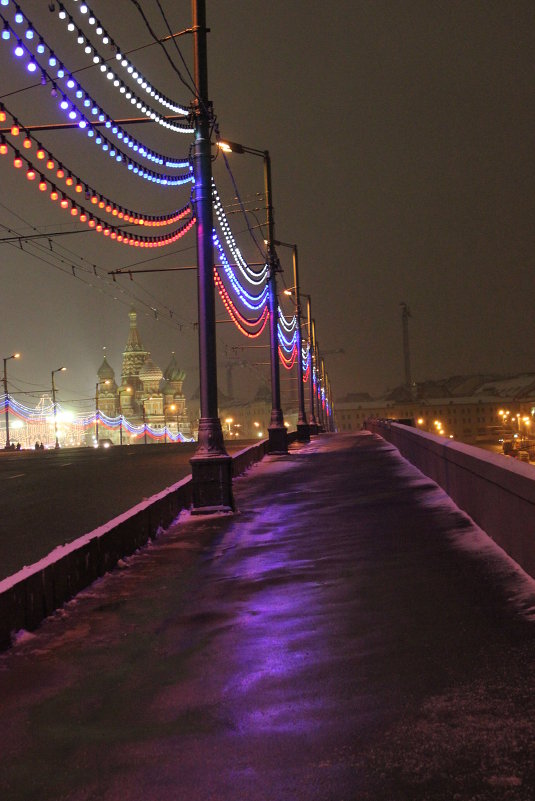 Огни Большого Москворецкого моста - Андрей Сорокин