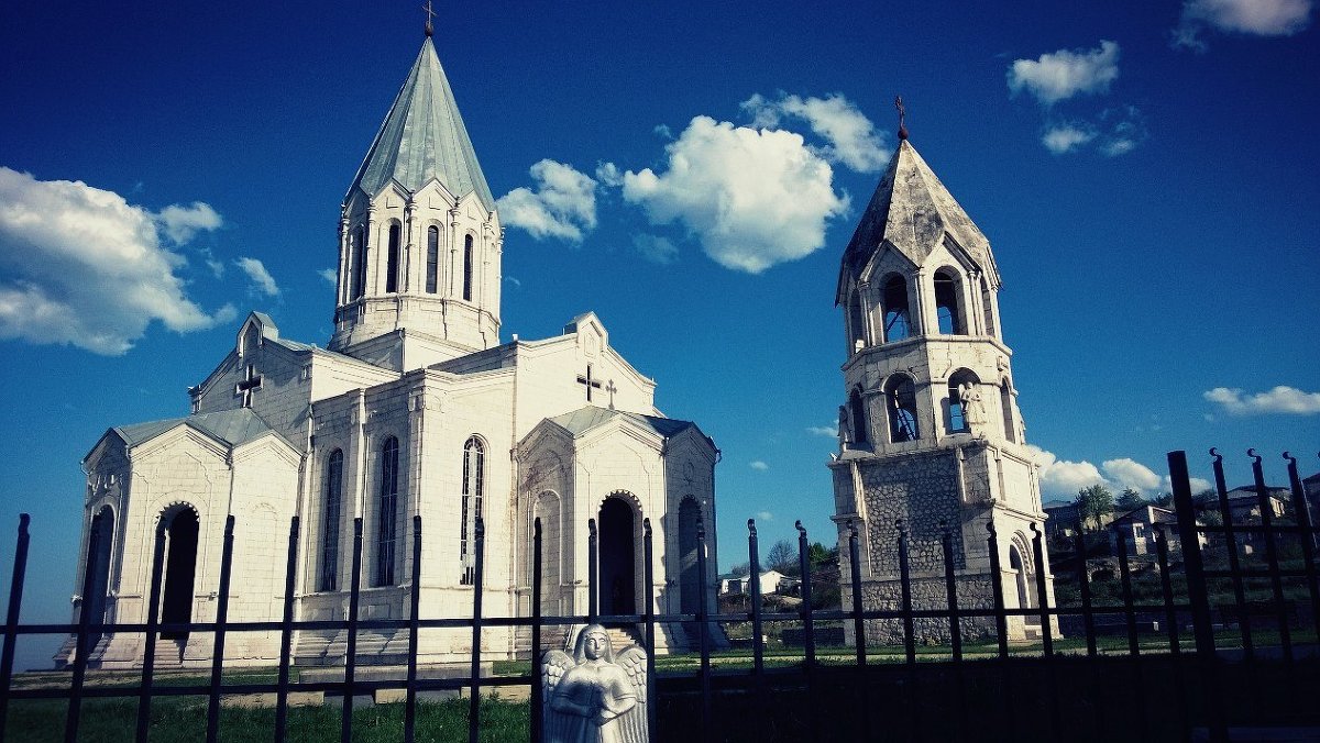 Армения,г. Шуша Армянская церковь Казанчецоц - Инна Аршакян