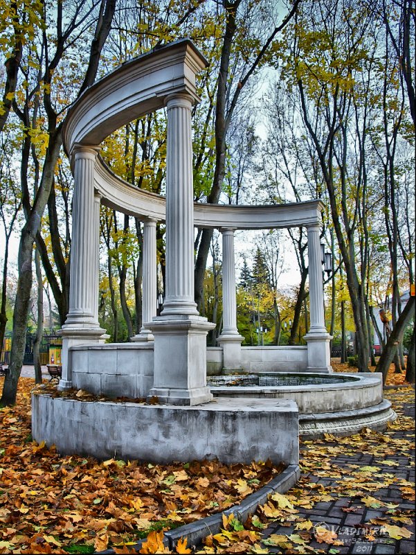 Парковый фонтан - Владимир Ноздрачев