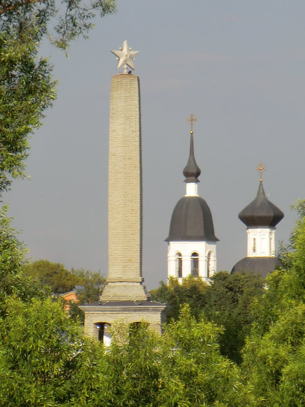 Великие Луки. Великолукская крепость... - Владимир Павлов