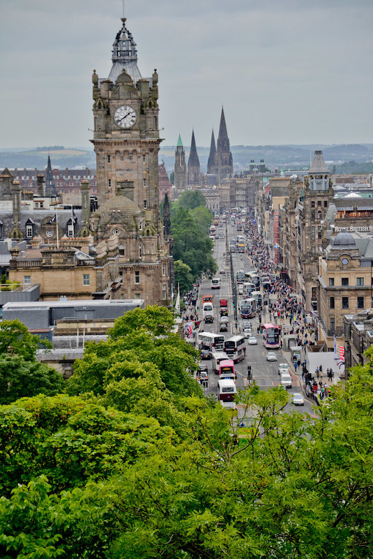 Princess Street, Edinburgh - Uno Bica