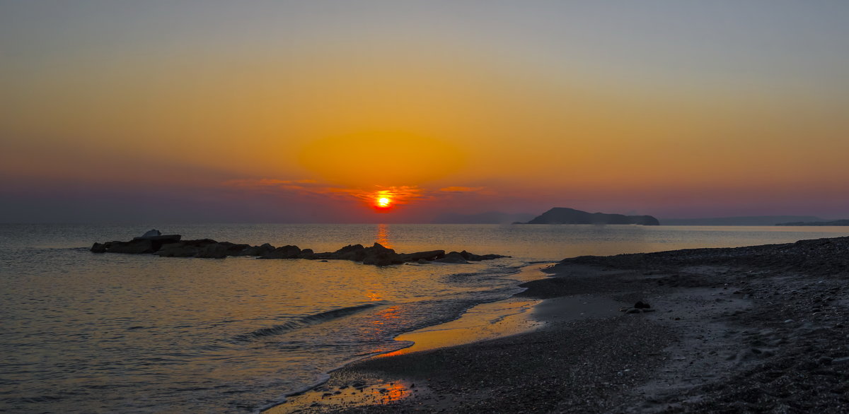 пляж утро. греция. западный крит - юрий макаров
