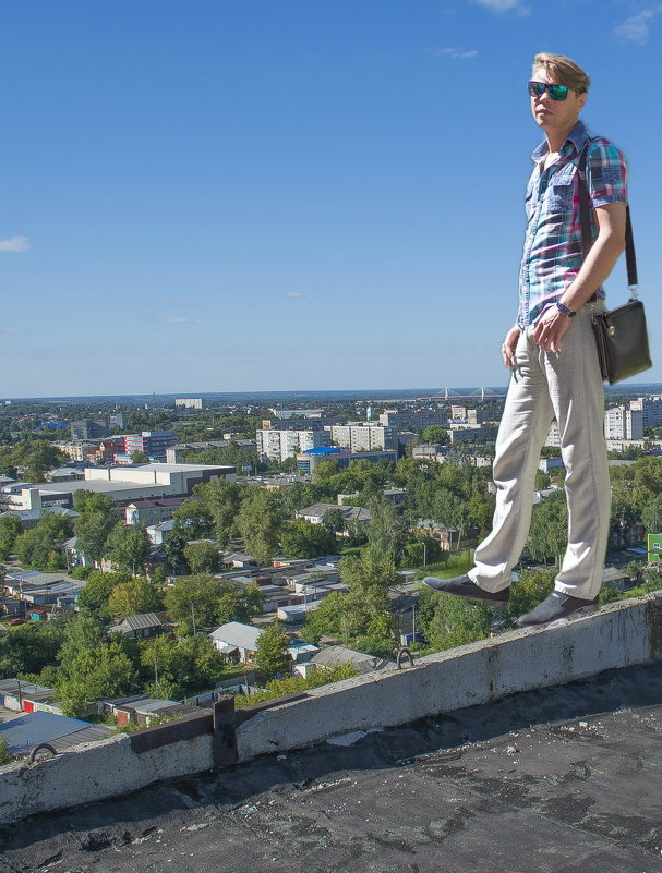 Автопортрет на высоте 200 метров - Алексей -