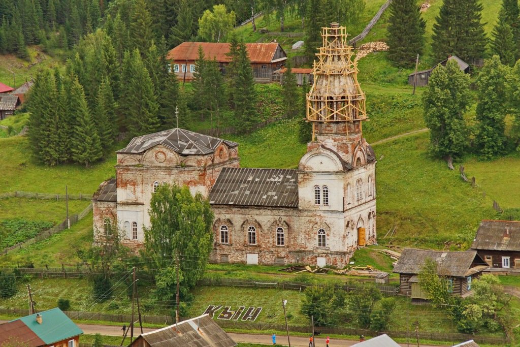 Свято-Троицкий храм в селе Кын - Валерий Симонов