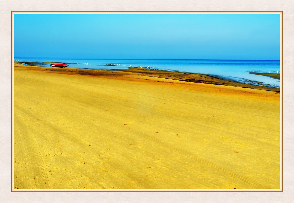 Песок и море. - Александр 